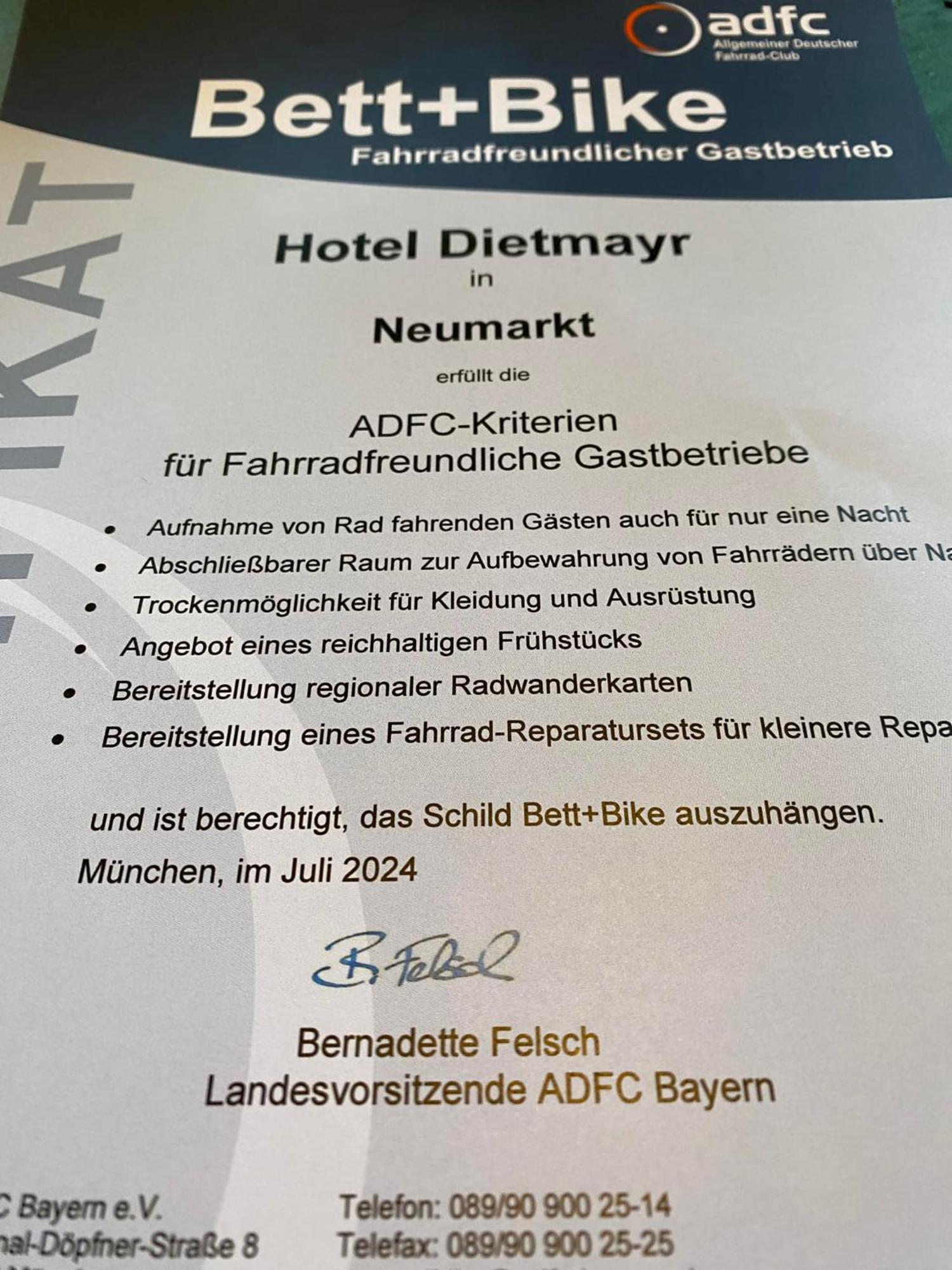 Hotelgasthof Dietmayr Neumarkt in der Oberpfalz Exterior foto